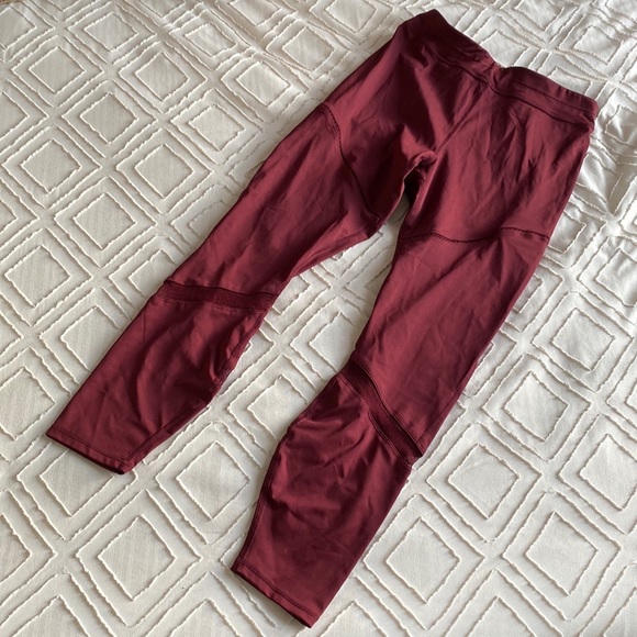 Fabletics High-Waisted UltraCool Mesh 7/8 Legging - M - Picture 1 of 3